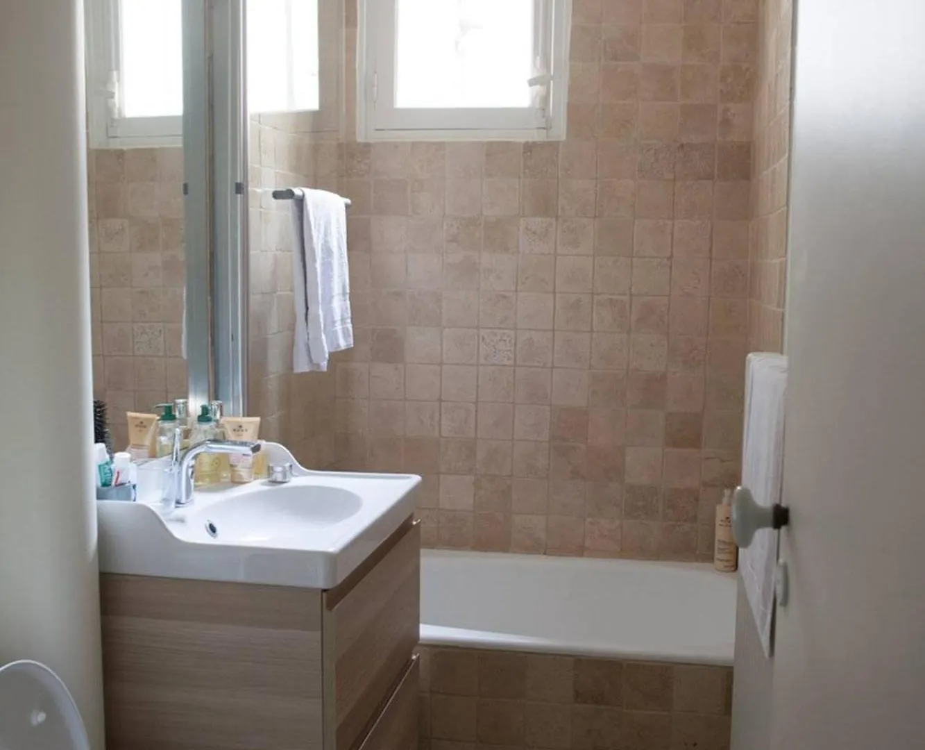 So Cute 55m2 And Quiet With A Courtyard Garden Apartment *
